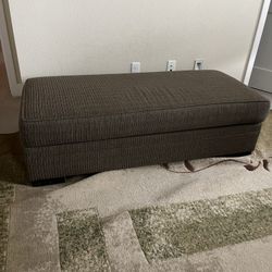 Living Spaces Ottoman 