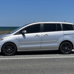 Mazda 5