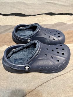 Womens size 9 Crocs