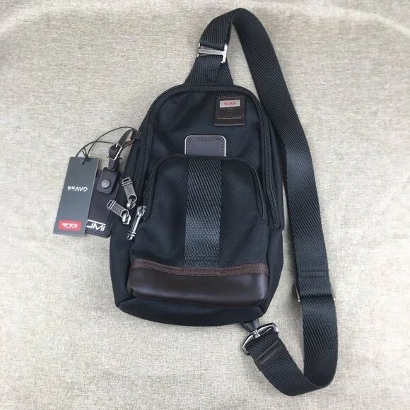 TUMI SLING BAG In black