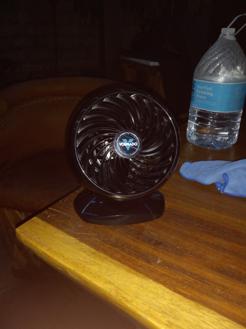 160 Personal Air Circulator Fan Vornado