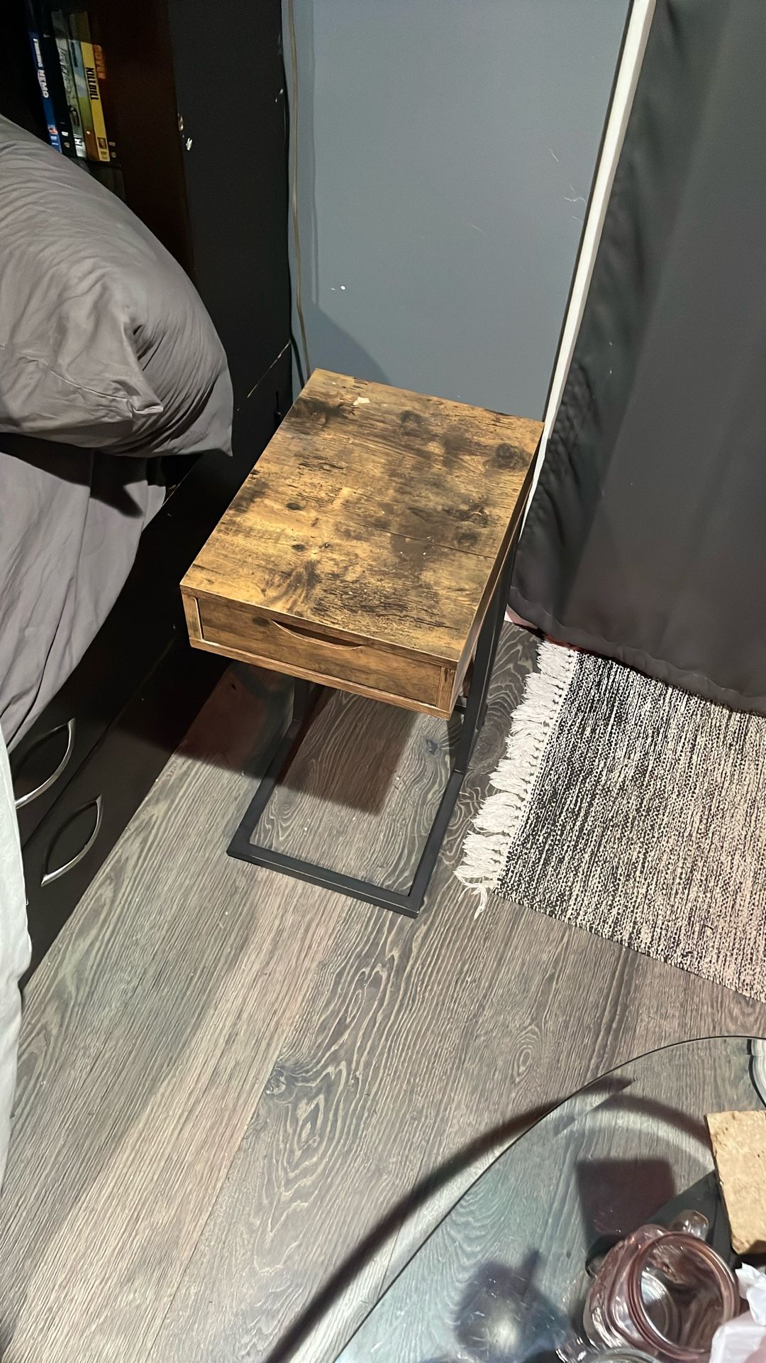 NEED GONE Night Stand 