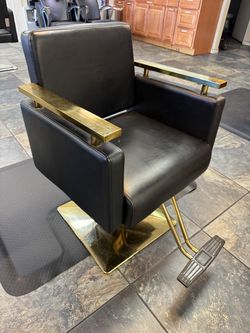 Salon chair $30
