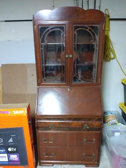 Dove Tail Cradenza