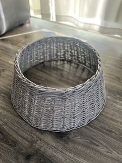 Christmas Tree Skirt - Wicker