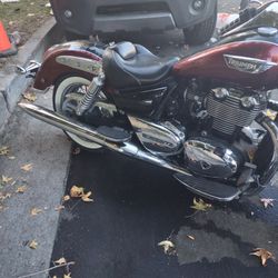 2014 Triumph Thunderbird Harley Davidson