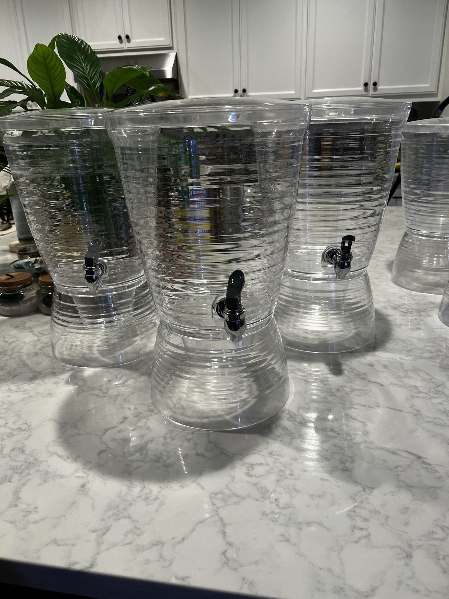 2.5 Gallon Plastic Beverage Dispenser Set Of 3