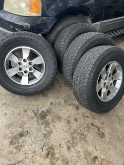 Toyota Wheels 265/70R17