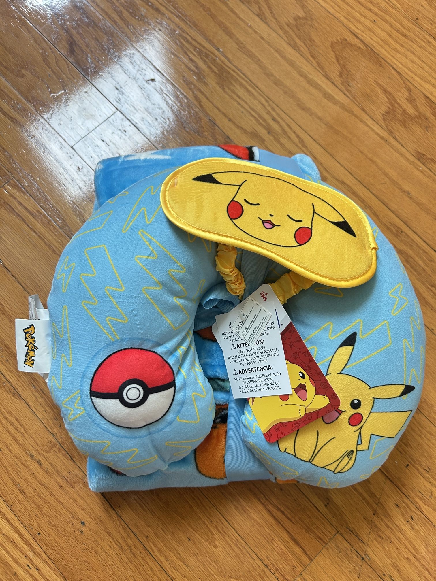 NWT licensed Limited Edition Pokemon Pikachu kids Travel 3pcs Set