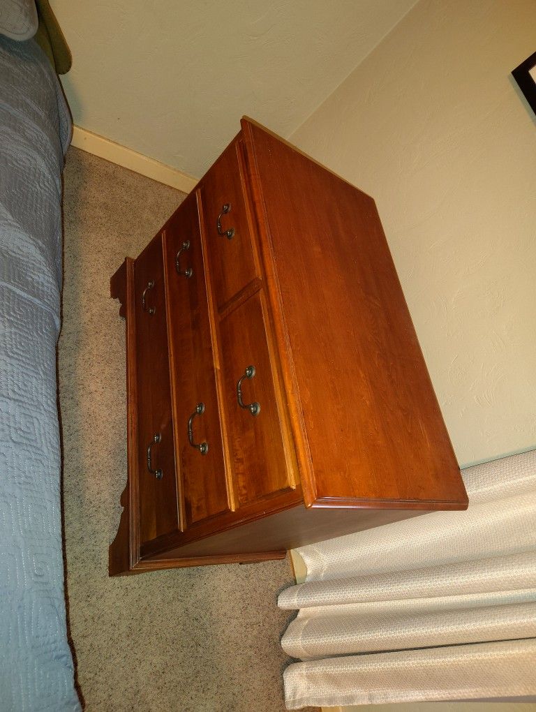 2 Dressers