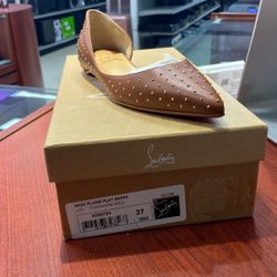 Christian louboutin hot sale iriza sale