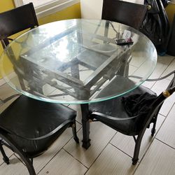 Glass Table With 4 Chairs 