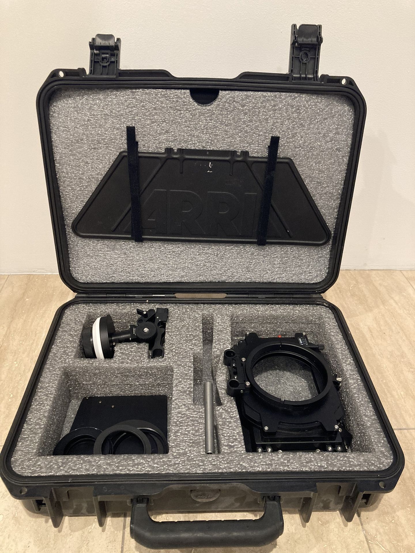 ARRI MMB-2 Mattebox w/ accessories & MFF-2 Mini Follow Focus