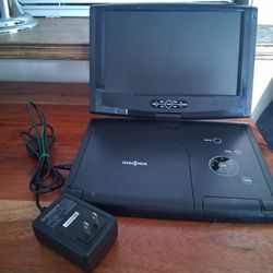 Insignia 10-in Portable Swivel DVD Player With Remote