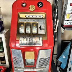 Beautiful Mills Vintage Slot Machine 5 Cents Won't Last