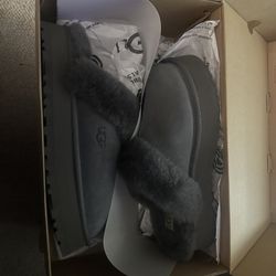 Uggs Platform Slippers