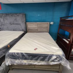 Full Platform Bed Frame With Mattress 