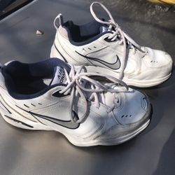 Very Nice Leather Nike Airs Size 9 1/2 Only $40 Take Some Now