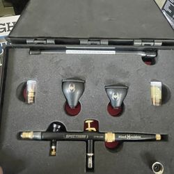 Black window Airbrush Kit  Brand new. 