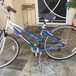 Giant Cypress DX Bicycle Aluminum Alloy Frame Fork Suspension 