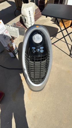 Evaporative cooler