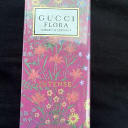 Woman’s Perfume 