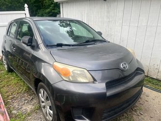 09 Scion xd