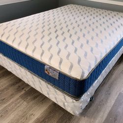 Queen Supreme Ortho Mattress And Boxspring!!
