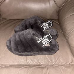 Ugg Slippers 