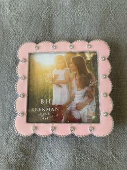 Diamond picture frame