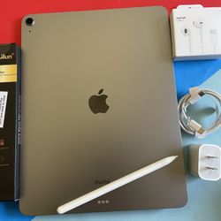 Apple IPad Air 13” (13” Liquid Retina Display / M2 chip / 2024  model) 128GB with Pen, keyboard & Accessories 