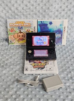Nintendo 3DS WITH 3 NEW GAMES
