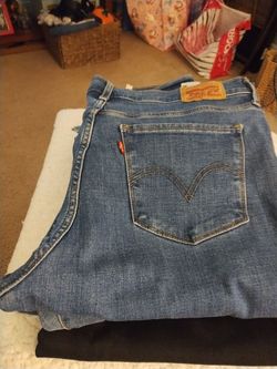 Jeans Levi's 4 pair, one pair of black st John bay