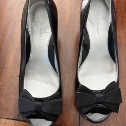 Girls Black Dress Shoes Size 1 1/2