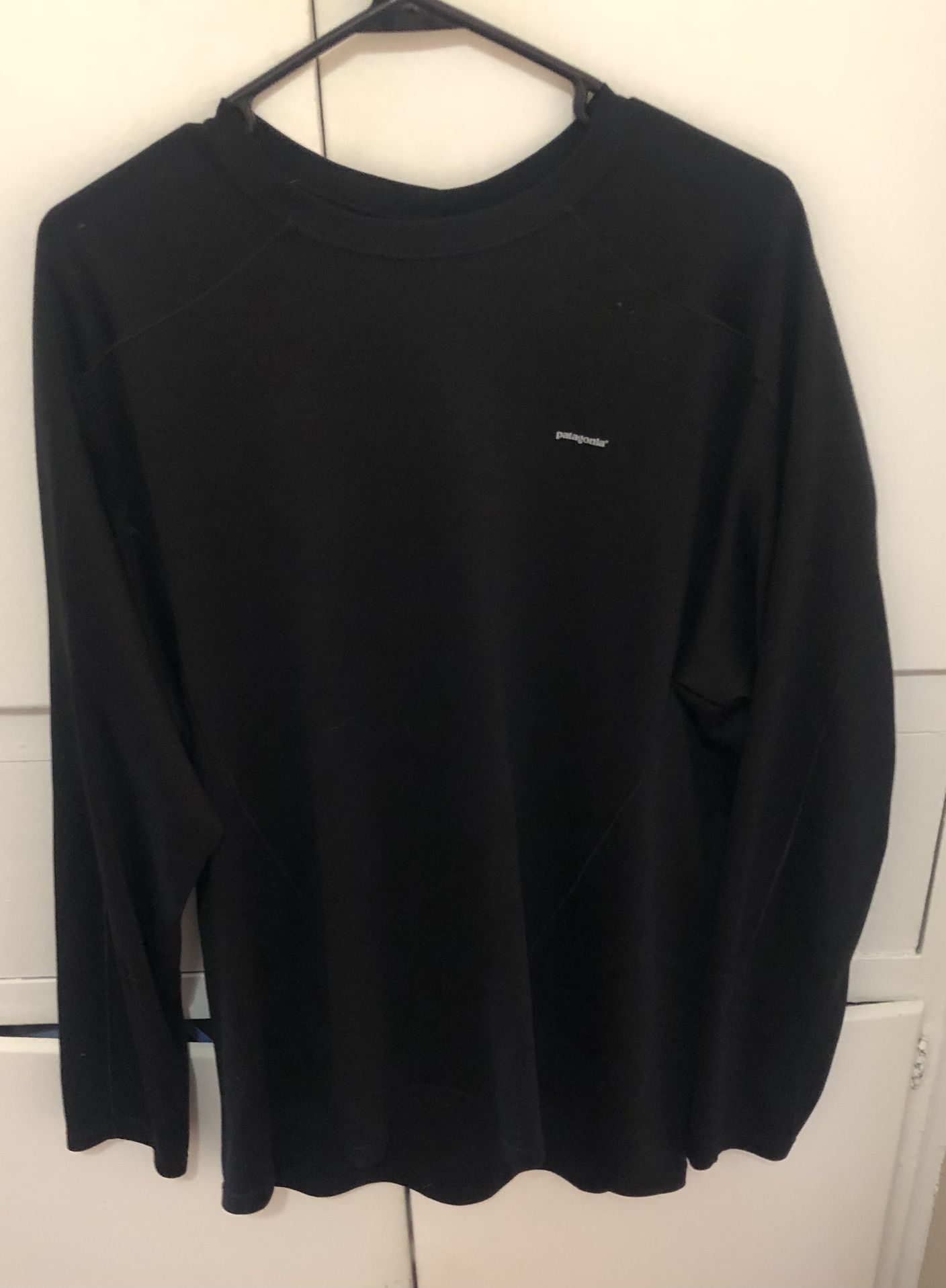 Patagonia Men’s Size XL Long Sleeve Shirt