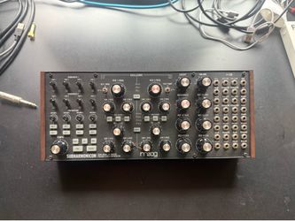Moog Subharmonicon