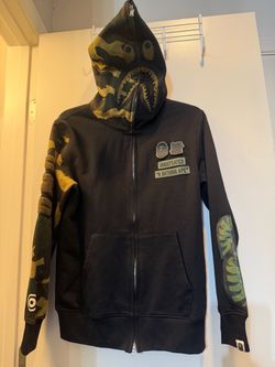 Bathing ape bape hooode undefeated men’s size medium authentic