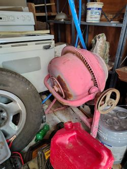 Concrete mixer