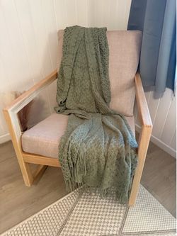 Accent chair