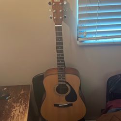 Guitar Acoustic Yamaha 6-string