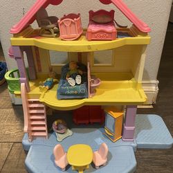 Fisher price dollhouse