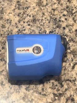 Bushnell Tour V4 Rangefinder