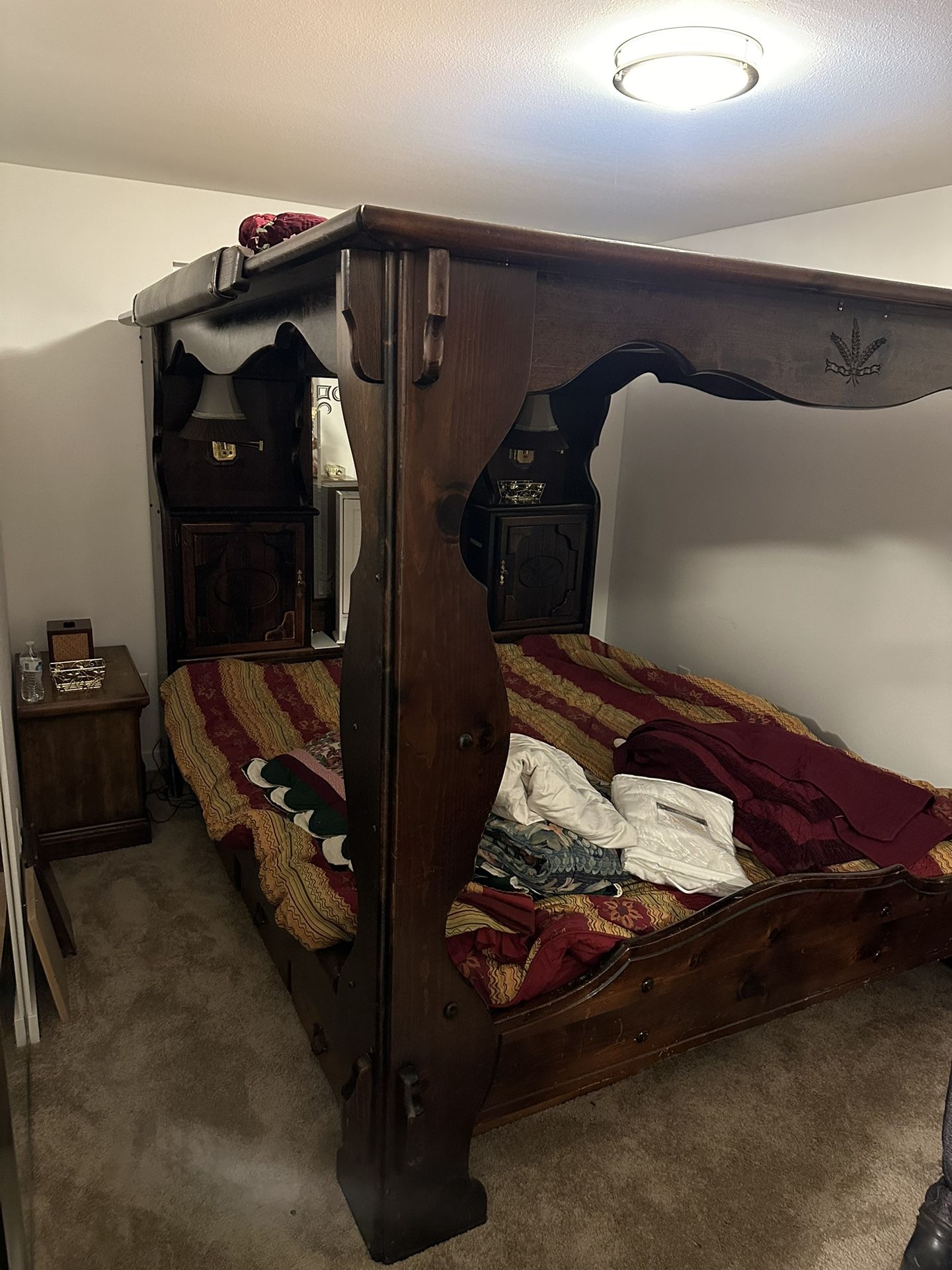 Waterbed bedroom set