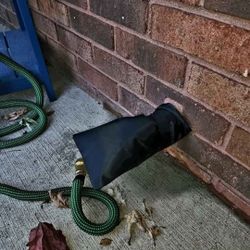 Outdoor Faucet Covers for Winter Freeze Protection Valve Insulation Wrap, Hose Bib Protector Spigot