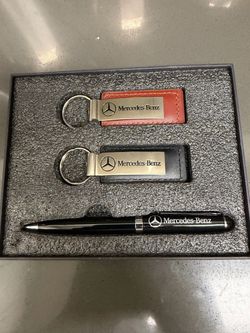 Mercedes-Benz keychains with pen