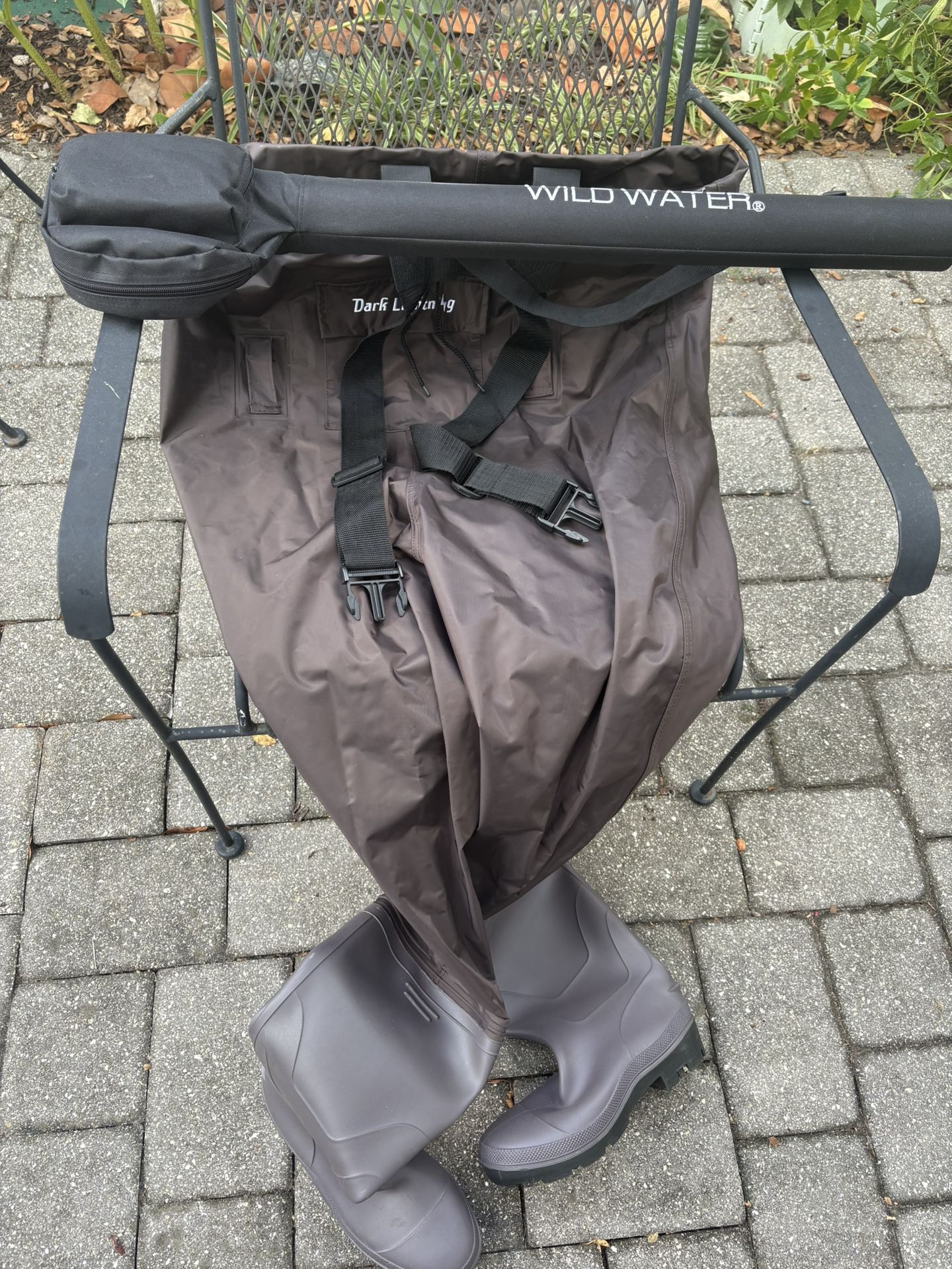 Fly Rod & Waders & Folding Dip Net