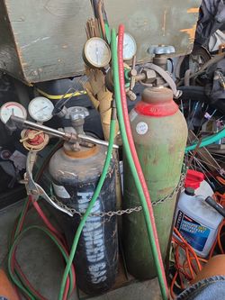 Welding tanks gauges cart