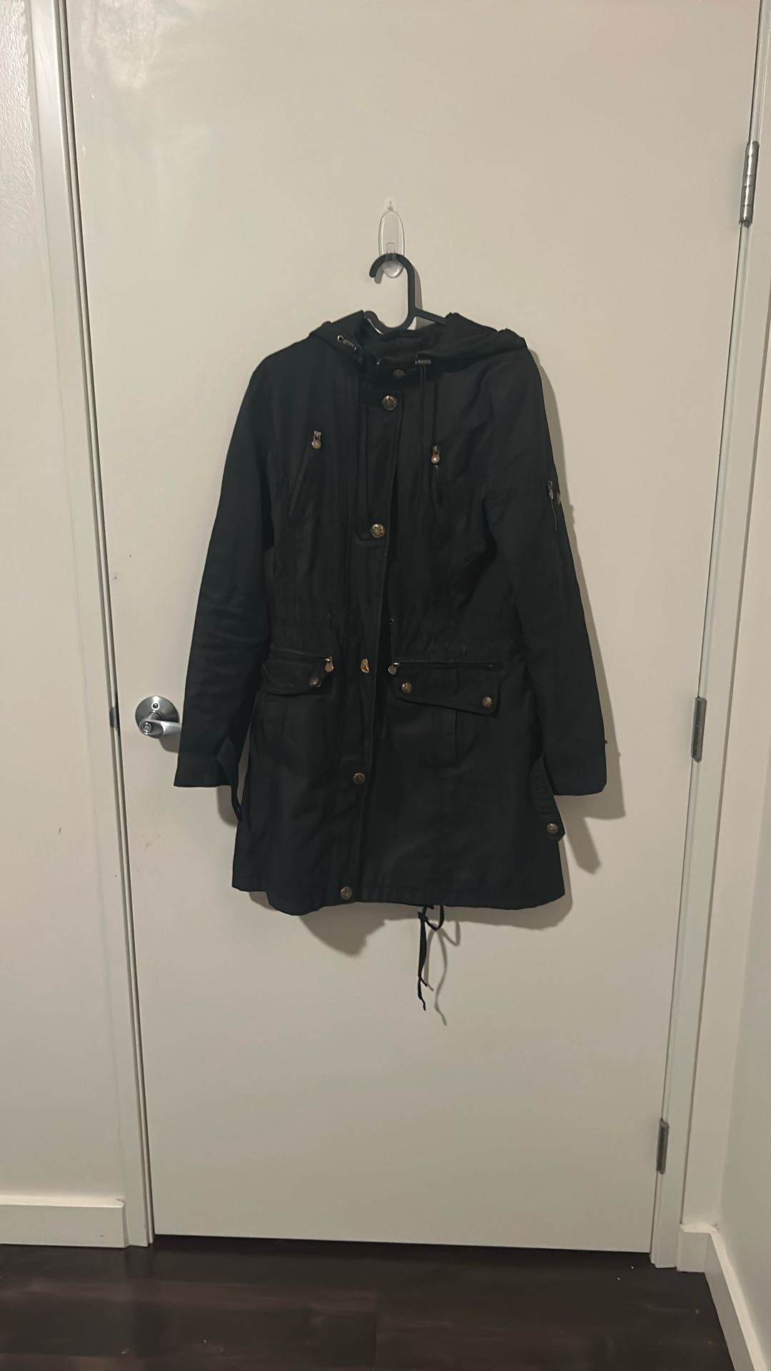 Size medium jacket brand called laundry Los Angeles