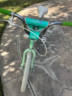 Trek Mystic
