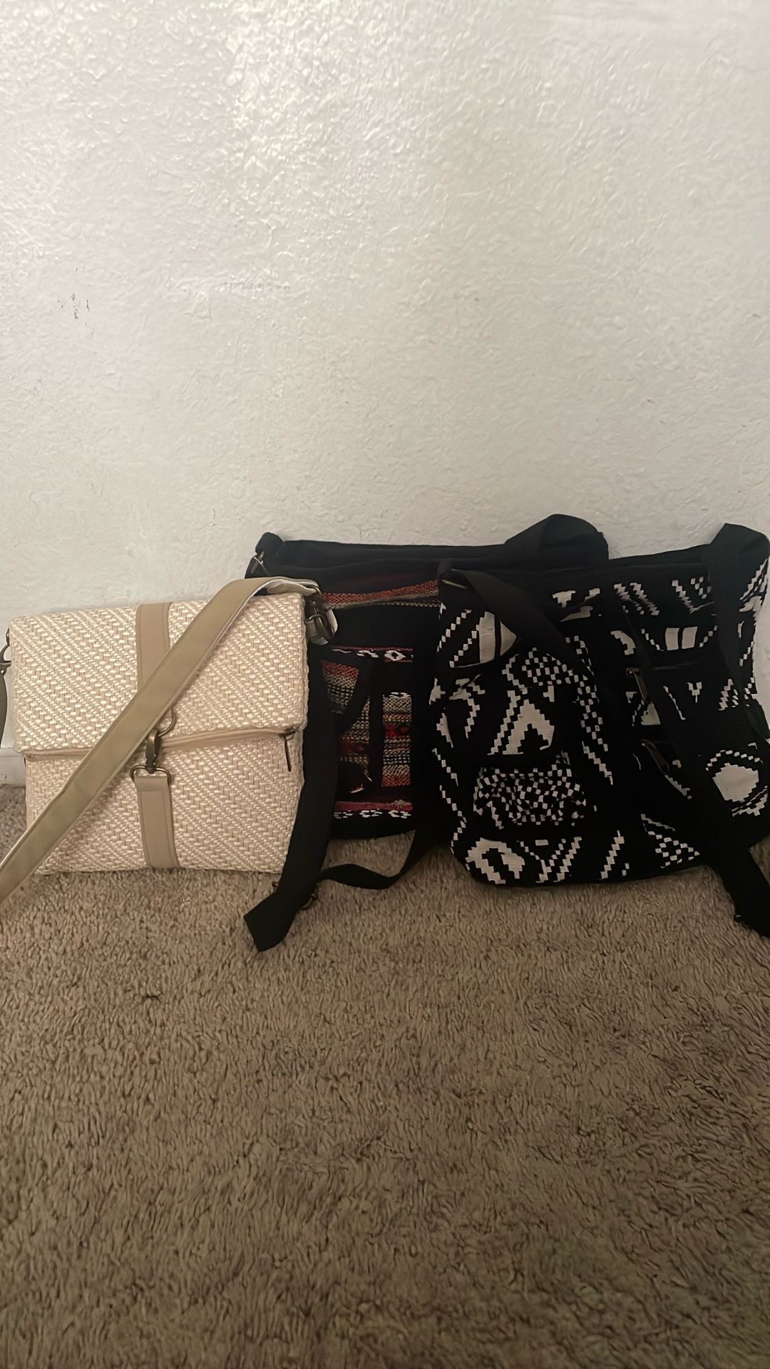 Women Purses/ Bags
